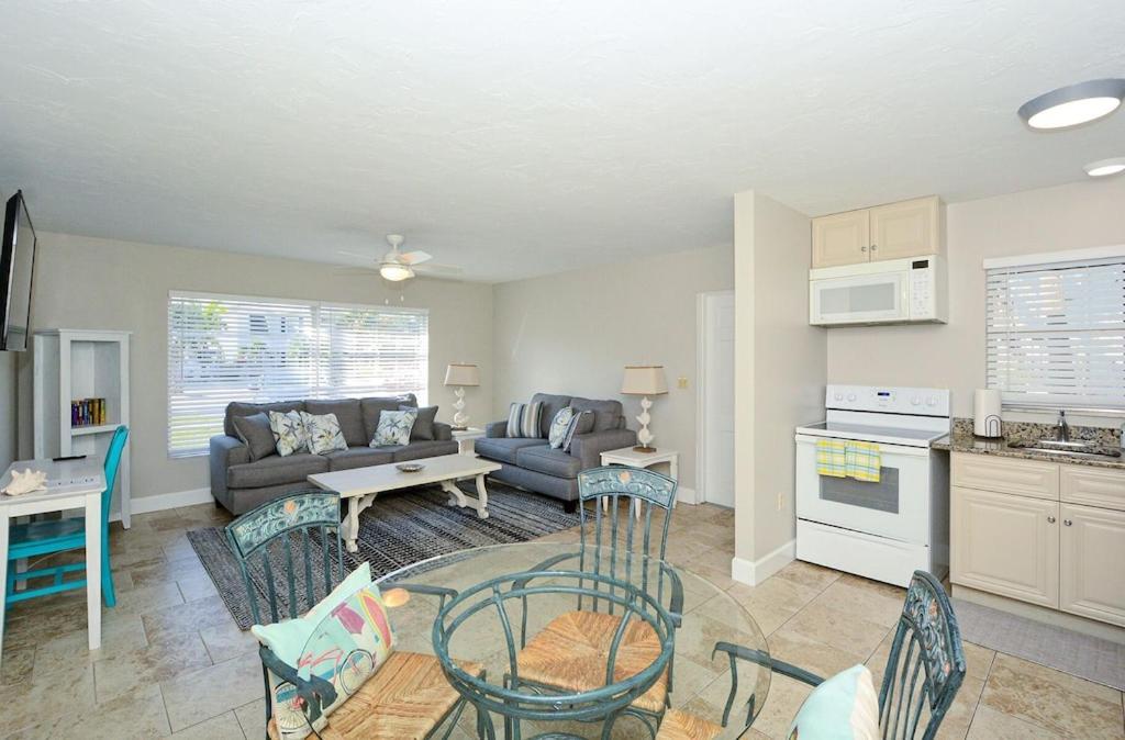 Canal 309 - Right In Siesta Key Village! Exterior foto