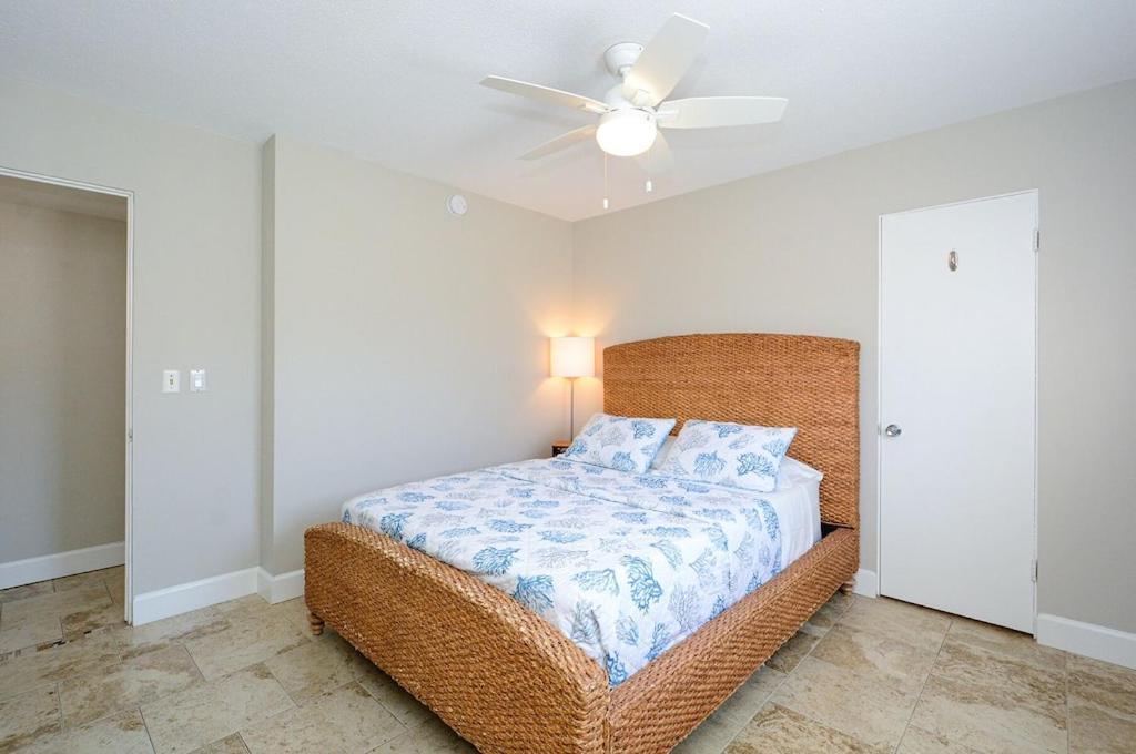Canal 309 - Right In Siesta Key Village! Exterior foto